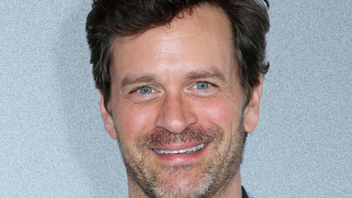 Tom Everett Scott